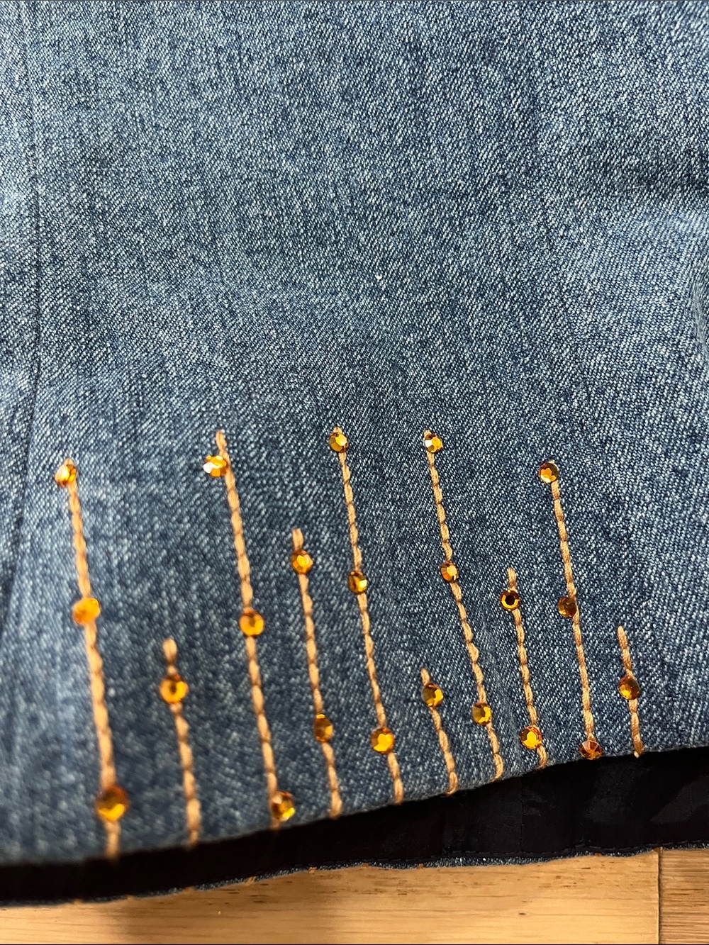 Vintage Rare St. John Sport by Marie Gray Blue Denim Amber Crystal Beaded Camiso - Picture 6 of 16